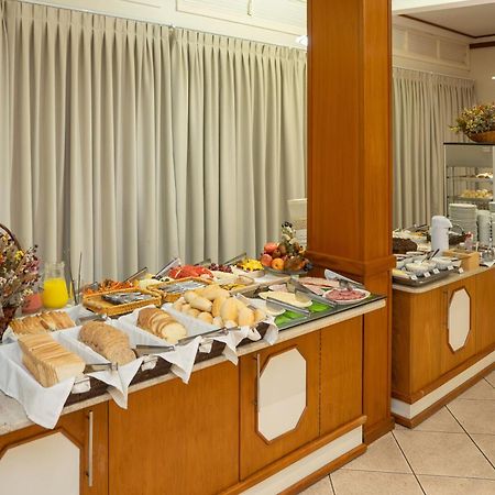Hotel Prata Villaggio ノーヴァ・プラタ エクステリア 写真