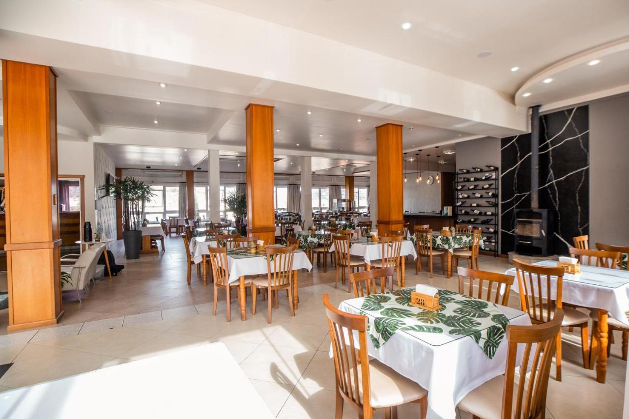 Hotel Prata Villaggio ノーヴァ・プラタ エクステリア 写真