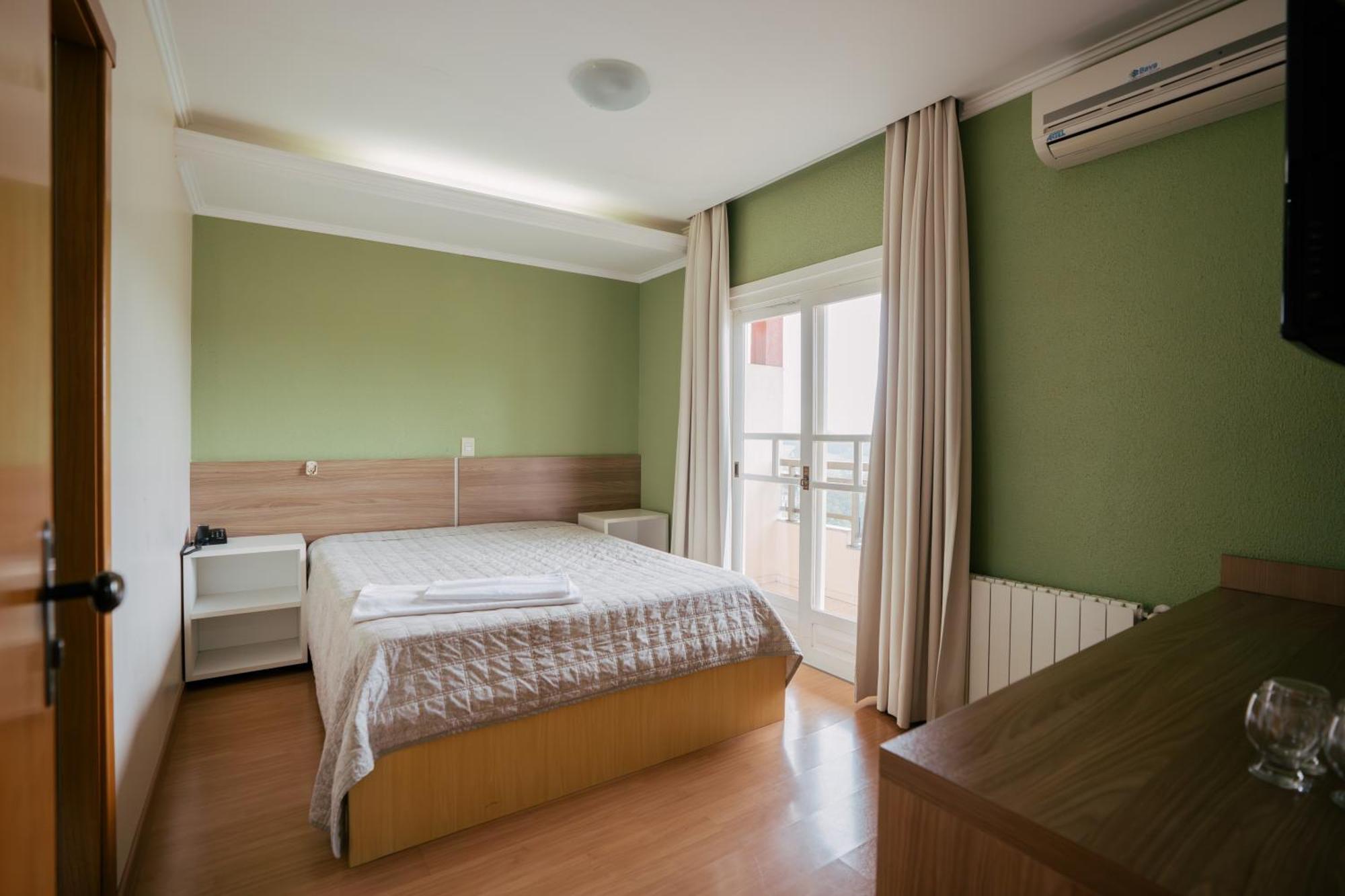 Hotel Prata Villaggio ノーヴァ・プラタ エクステリア 写真